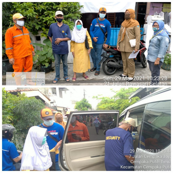 Penjemputan lansia untuk vaksinasi covid 19 Di wilayah RW 04 Kel CPT